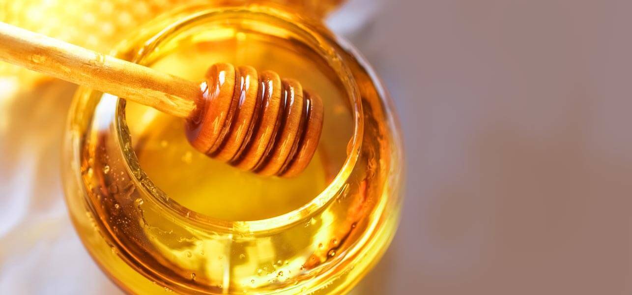 Honey Mask to rejuvenate skin