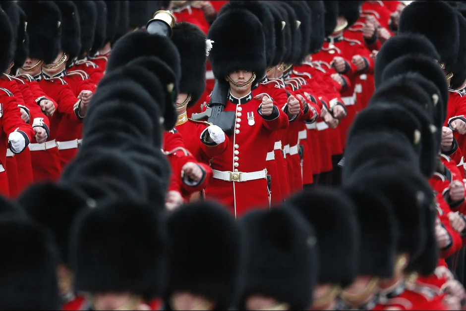 La ceremonie Trooping the Colour a Londres a l occasion de l anniversa2ire de la reine Elizabeth