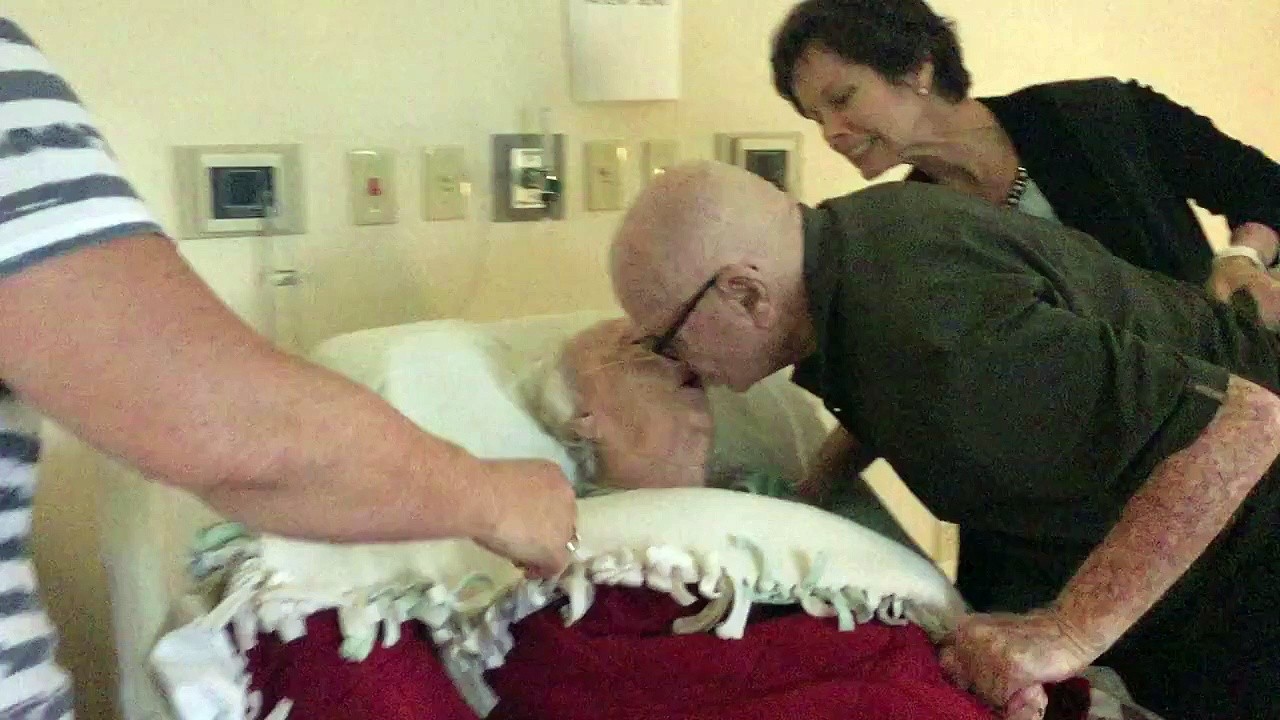 92-year-old man sings love song for his dying wife