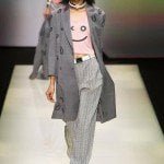 defile-emporio-armani-printemps-ete-2016-milan-look-1