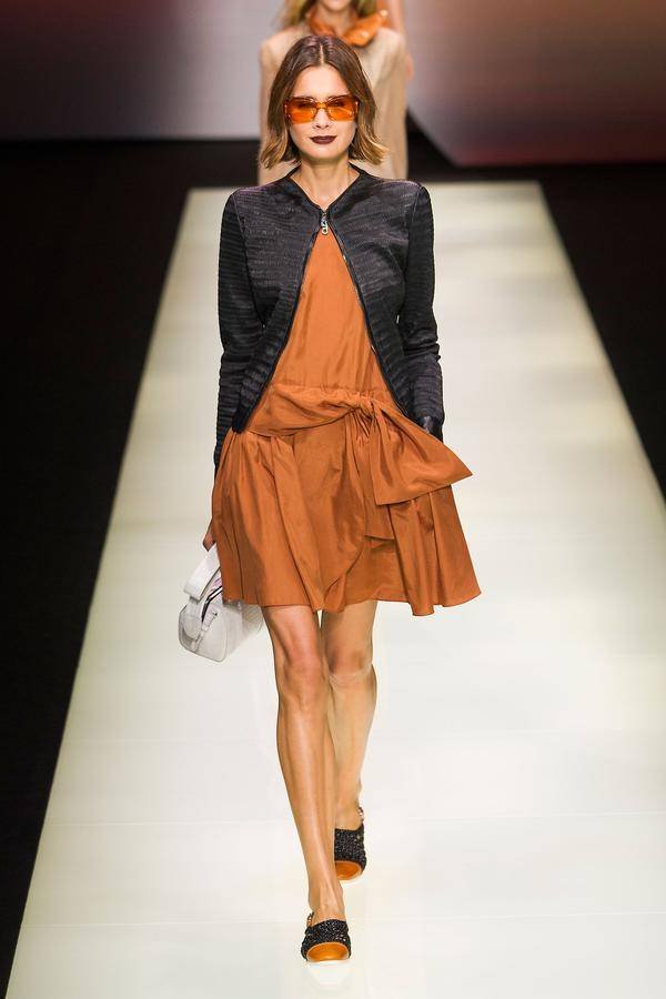 defile emporio armani printemps ete 2016 milan look 23