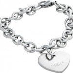 Customizable bracelet with heart