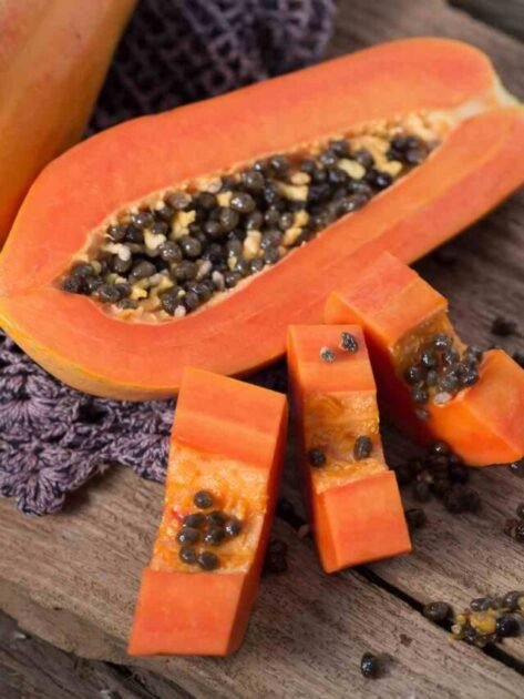 6 Reasons to Include Raw Papaya in Your Daily Diet