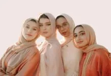 How to Style a Hijab with Jeans: A Modest Fashion Guide