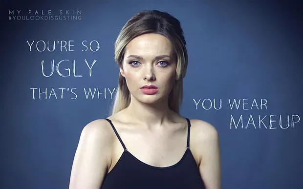 Beauty blogger with acne defends herself against trolls