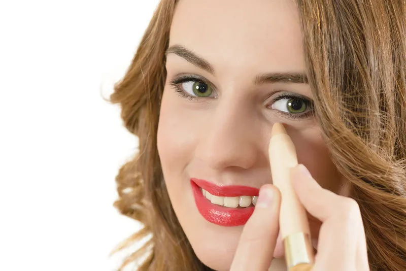 5 Amazing Makeup Tips To Sparkle Up Your Dull Eyes